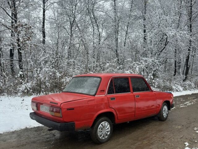 Красный ВАЗ 2107, объемом двигателя 1.5 л и пробегом 77 тыс. км за 550 $, фото 4 на Automoto.ua