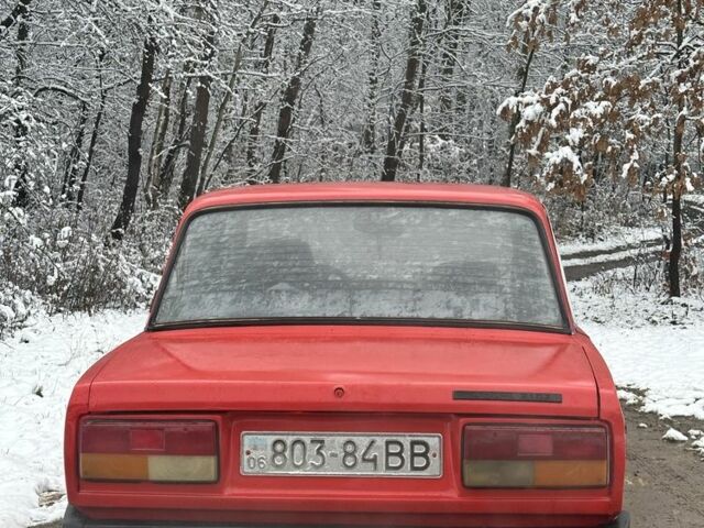 Красный ВАЗ 2107, объемом двигателя 1.5 л и пробегом 77 тыс. км за 550 $, фото 5 на Automoto.ua