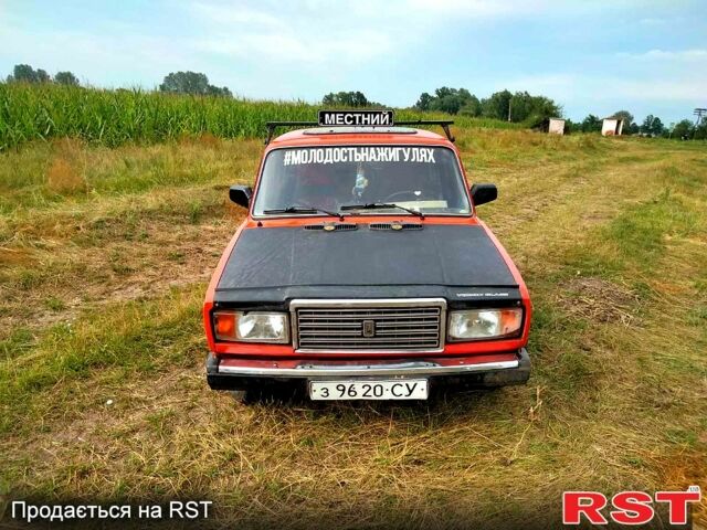 Червоний ВАЗ 2107, об'ємом двигуна 1.3 л та пробігом 83 тис. км за 900 $, фото 1 на Automoto.ua