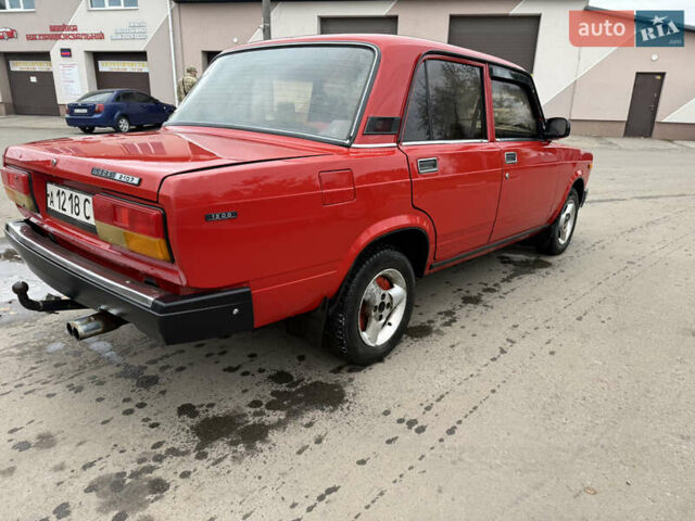 ВАЗ 2107 1985 в Сумах на Automoto.ua Красный ВАЗ 2107, объемом двигателя 0 л и пробегом 170 тыс. км за 900 $, фото 6 на Automoto.ua