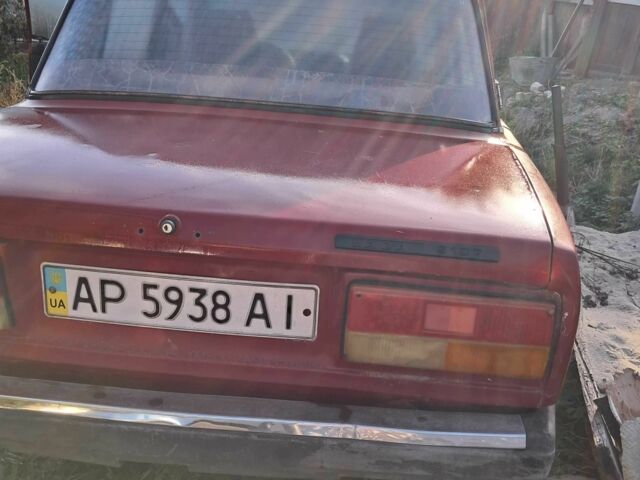 Красный ВАЗ 2107, объемом двигателя 1.5 л и пробегом 3 тыс. км за 206 $, фото 3 на Automoto.ua
