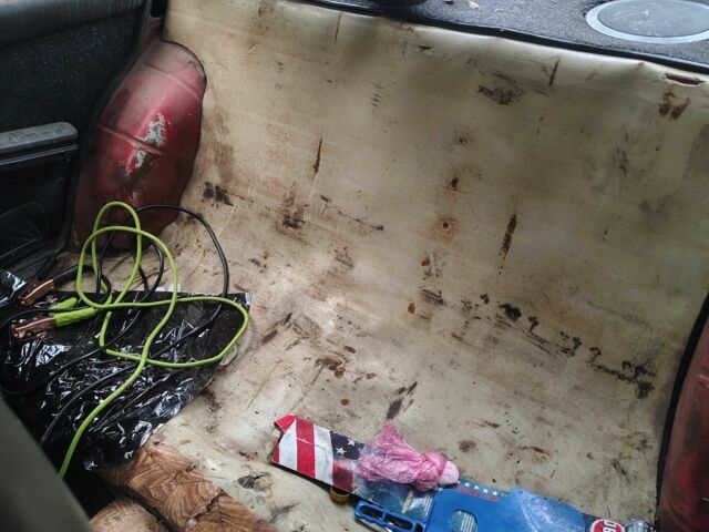 Червоний ВАЗ 2107, об'ємом двигуна 1.5 л та пробігом 120 тис. км за 360 $, фото 1 на Automoto.ua