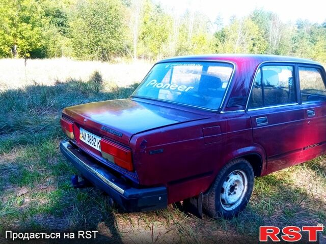 Красный ВАЗ 2107, объемом двигателя 1.5 л и пробегом 0 тыс. км за 450 $, фото 5 на Automoto.ua