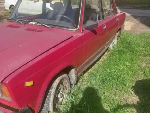 Красный ВАЗ 2107, объемом двигателя 1.5 л и пробегом 51 тыс. км за 350 $, фото 7 на Automoto.ua