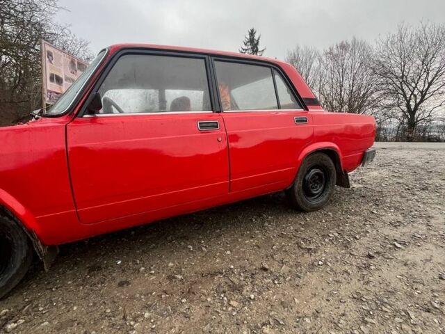 Красный ВАЗ 2107, объемом двигателя 1.5 л и пробегом 100 тыс. км за 600 $, фото 8 на Automoto.ua