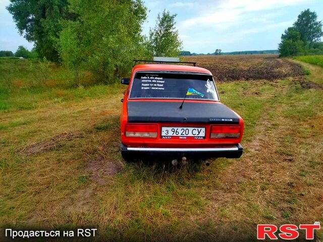 Червоний ВАЗ 2107, об'ємом двигуна 1.3 л та пробігом 83 тис. км за 900 $, фото 2 на Automoto.ua