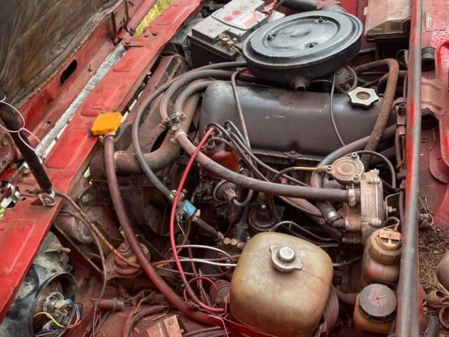 Красный ВАЗ 2107, объемом двигателя 1.5 л и пробегом 1000 тыс. км за 750 $, фото 6 на Automoto.ua