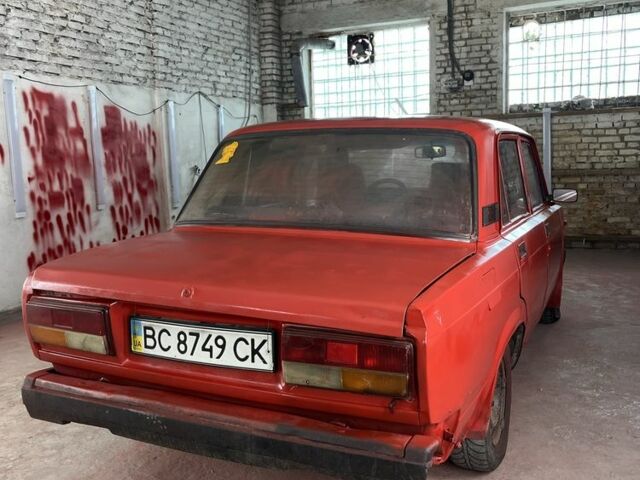 Красный ВАЗ 2107, объемом двигателя 1.5 л и пробегом 100 тыс. км за 156 $, фото 6 на Automoto.ua