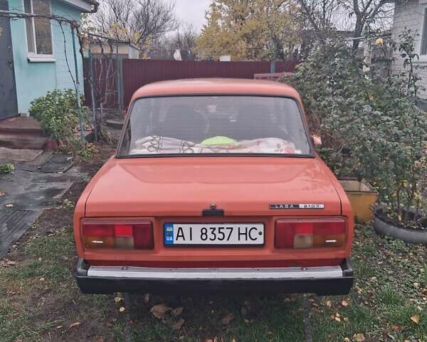 Красный ВАЗ 2107, объемом двигателя 1.45 л и пробегом 250 тыс. км за 1600 $, фото 1 на Automoto.ua