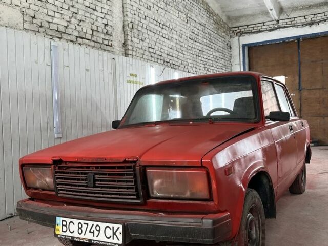 Красный ВАЗ 2107, объемом двигателя 1.5 л и пробегом 100 тыс. км за 156 $, фото 2 на Automoto.ua