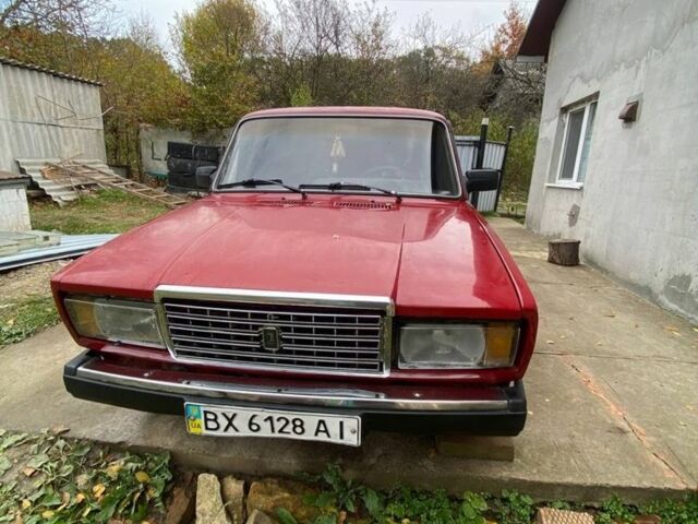 Красный ВАЗ 2107, объемом двигателя 1.3 л и пробегом 1000 тыс. км за 500 $, фото 4 на Automoto.ua