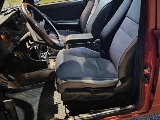 Червоний ВАЗ 2107, об'ємом двигуна 1 л та пробігом 65 тис. км за 1000 $, фото 4 на Automoto.ua