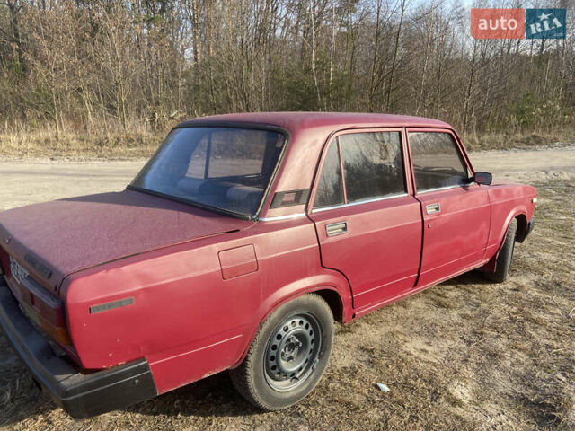 Красный ВАЗ 2107, объемом двигателя 1.5 л и пробегом 240 тыс. км за 400 $, фото 5 на Automoto.ua