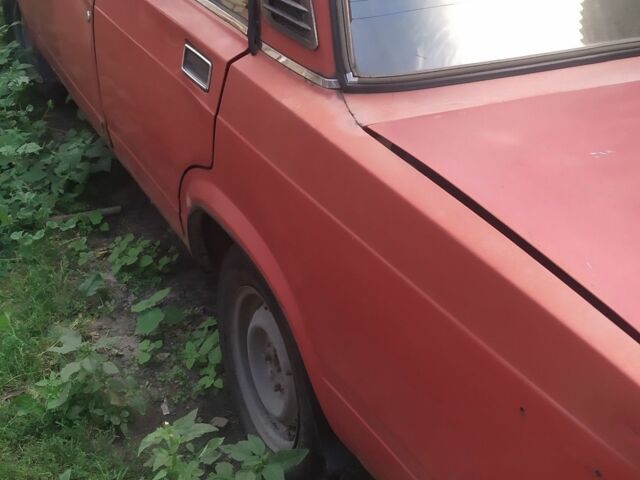 Красный ВАЗ 2107, объемом двигателя 0 л и пробегом 360 тыс. км за 700 $, фото 1 на Automoto.ua
