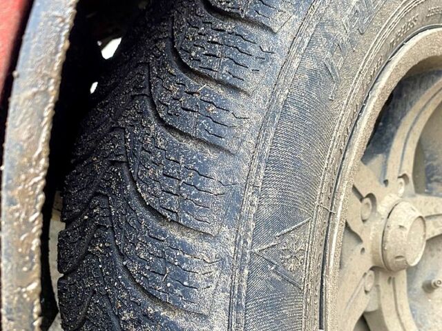 Червоний ВАЗ 2107, об'ємом двигуна 1.5 л та пробігом 87 тис. км за 640 $, фото 6 на Automoto.ua