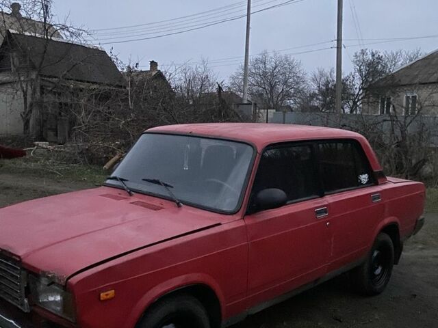 Червоний ВАЗ 2107, об'ємом двигуна 1.5 л та пробігом 3 тис. км за 569 $, фото 2 на Automoto.ua