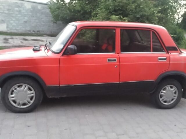 Красный ВАЗ 2107, объемом двигателя 1.3 л и пробегом 190 тыс. км за 350 $, фото 2 на Automoto.ua