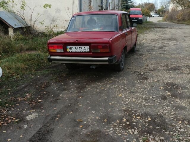 ВАЗ 2107 1987 в Черткове на Automoto.ua Красный ВАЗ 2107, объемом двигателя 1.3 л и пробегом 75 тыс. км за 600 $, фото 7 на Automoto.ua