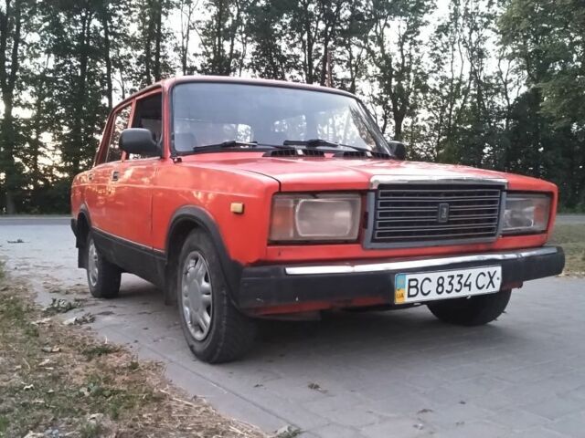 Красный ВАЗ 2107, объемом двигателя 1.3 л и пробегом 190 тыс. км за 550 $, фото 5 на Automoto.ua