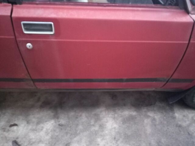 Красный ВАЗ 2107, объемом двигателя 1.5 л и пробегом 58 тыс. км за 120 $, фото 4 на Automoto.ua