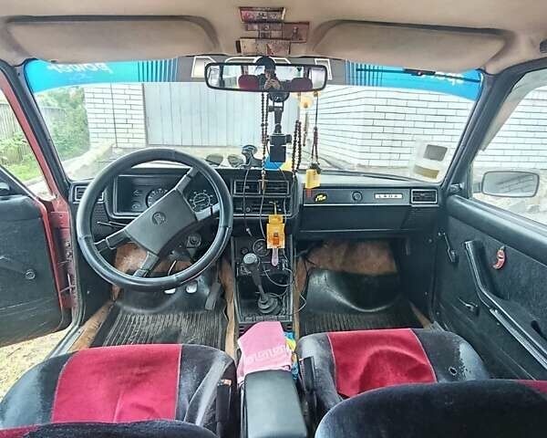 Красный ВАЗ 2107, объемом двигателя 1.29 л и пробегом 255 тыс. км за 800 $, фото 8 на Automoto.ua