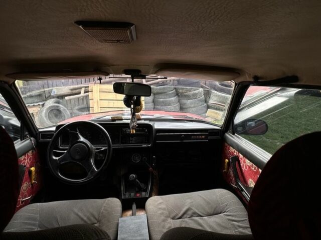 ВАЗ 2107 1987 в Хусте на Automoto.ua Красный ВАЗ 2107, объемом двигателя 1.3 л и пробегом 78 тыс. км за 600 $, фото 7 на Automoto.ua