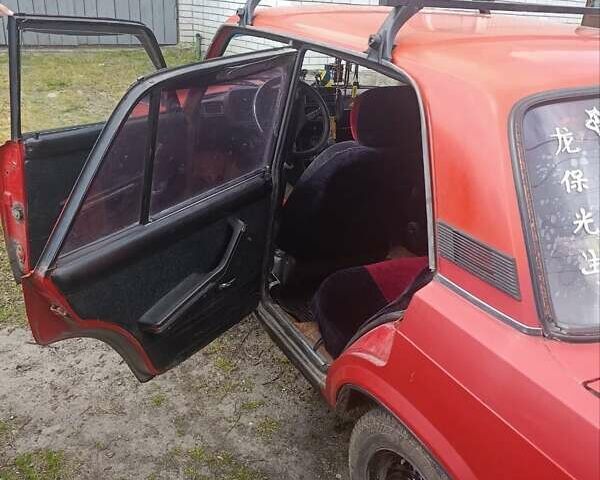 Красный ВАЗ 2107, объемом двигателя 1.29 л и пробегом 255 тыс. км за 800 $, фото 4 на Automoto.ua