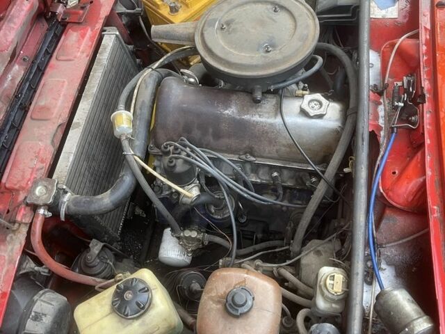 Красный ВАЗ 2107, объемом двигателя 1.5 л и пробегом 300 тыс. км за 504 $, фото 9 на Automoto.ua