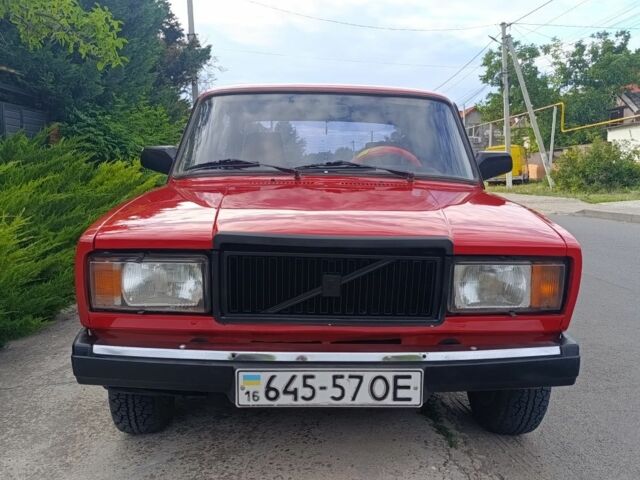 Красный ВАЗ 2107, объемом двигателя 1.5 л и пробегом 222 тыс. км за 999 $, фото 5 на Automoto.ua