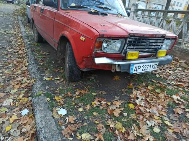 Красный ВАЗ 2107, объемом двигателя 1.5 л и пробегом 300 тыс. км за 357 $, фото 2 на Automoto.ua