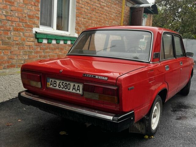 Красный ВАЗ 2107, объемом двигателя 1.5 л и пробегом 11 тыс. км за 1094 $, фото 4 на Automoto.ua