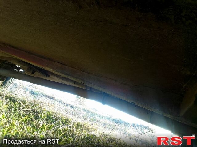 ВАЗ 2107 1988 в Яготине на Automoto.ua Красный ВАЗ 2107, объемом двигателя 1.5 л и пробегом 65 тыс. км за 480 $, фото 3 на Automoto.ua