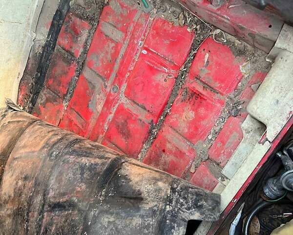 Червоний ВАЗ 2107, об'ємом двигуна 1.5 л та пробігом 500 тис. км за 300 $, фото 8 на Automoto.ua