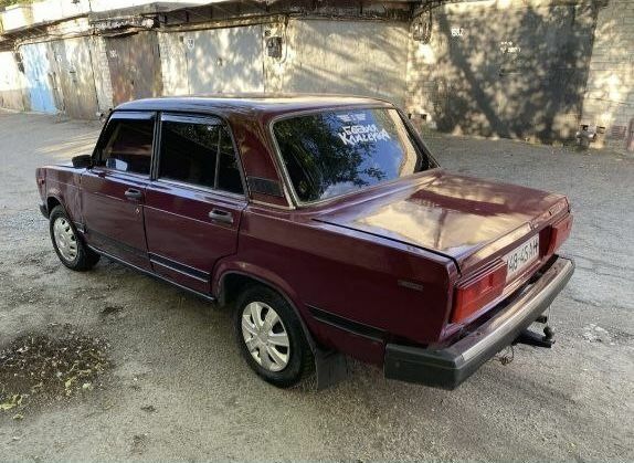 Червоний ВАЗ 2107, об'ємом двигуна 0 л та пробігом 80 тис. км за 596 $, фото 2 на Automoto.ua