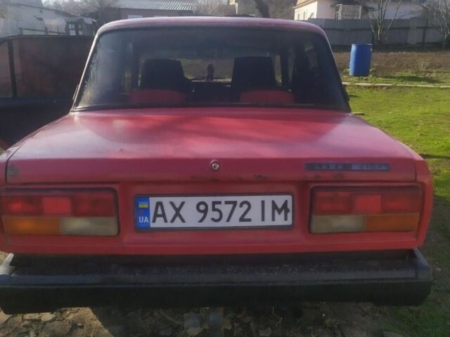 Красный ВАЗ 2107, объемом двигателя 1.5 л и пробегом 2 тыс. км за 600 $, фото 4 на Automoto.ua