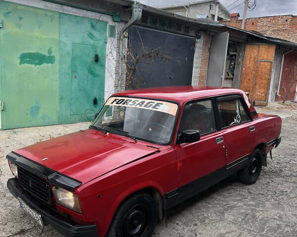 ВАЗ 2107 1988 в Хмельницком на Automoto.ua Красный ВАЗ 2107, объемом двигателя 1.3 л и пробегом 246 тыс. км за 500 $, фото 3 на Automoto.ua