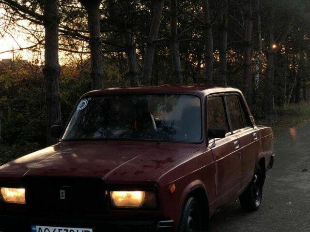 Красный ВАЗ 2107, объемом двигателя 1.5 л и пробегом 20 тыс. км за 426 $, фото 5 на Automoto.ua