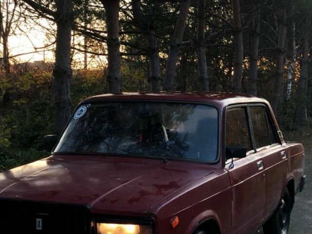 Красный ВАЗ 2107, объемом двигателя 1.5 л и пробегом 20 тыс. км за 426 $, фото 6 на Automoto.ua