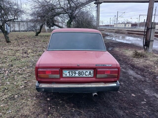 Червоний ВАЗ 2107, об'ємом двигуна 1 л та пробігом 225 тис. км за 594 $, фото 1 на Automoto.ua