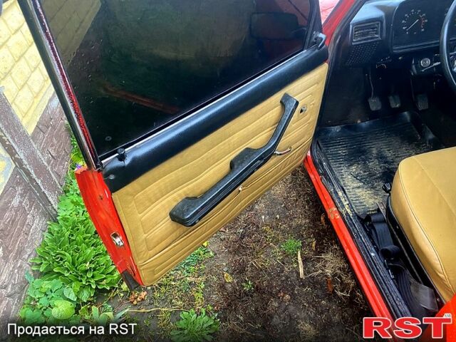 Красный ВАЗ 2107, объемом двигателя 1.5 л и пробегом 148 тыс. км за 900 $, фото 5 на Automoto.ua
