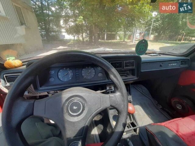 ВАЗ 2107 1989 в Днепре (Днепропетровске) на Automoto.ua Красный ВАЗ 2107, объемом двигателя 1.5 л и пробегом 3 тыс. км за 408 $, фото 3 на Automoto.ua
