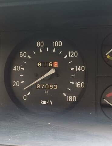 Красный ВАЗ 2107, объемом двигателя 1.3 л и пробегом 970 тыс. км за 312 $, фото 2 на Automoto.ua