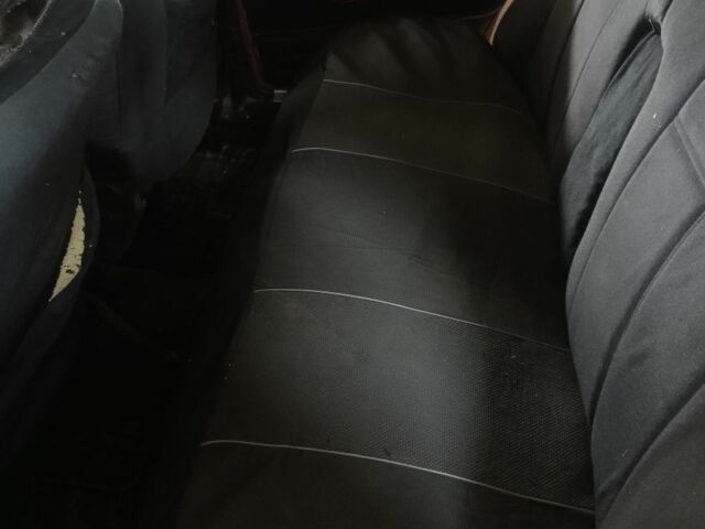 Красный ВАЗ 2107, объемом двигателя 1.5 л и пробегом 356 тыс. км за 750 $, фото 7 на Automoto.ua