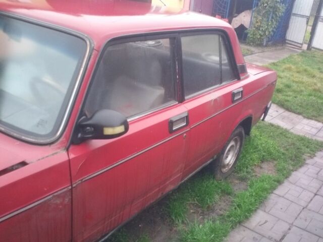 Красный ВАЗ 2107, объемом двигателя 0 л и пробегом 46 тыс. км за 238 $, фото 1 на Automoto.ua