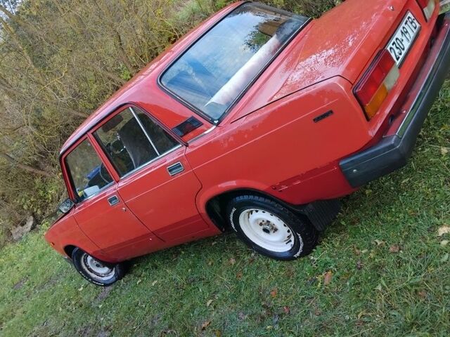 ВАЗ 2107 1989 в Стрые на Automoto.ua Красный ВАЗ 2107, объемом двигателя 0 л и пробегом 40 тыс. км за 480 $, фото 7 на Automoto.ua