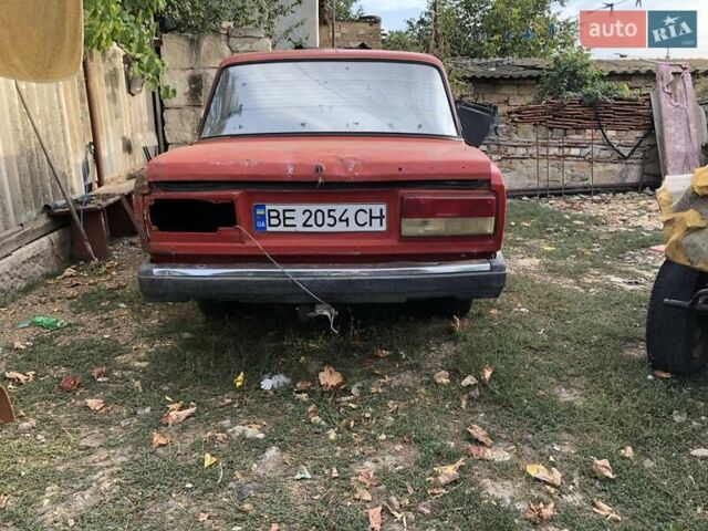 Красный ВАЗ 2107, объемом двигателя 1.45 л и пробегом 999 тыс. км за 411 $, фото 1 на Automoto.ua