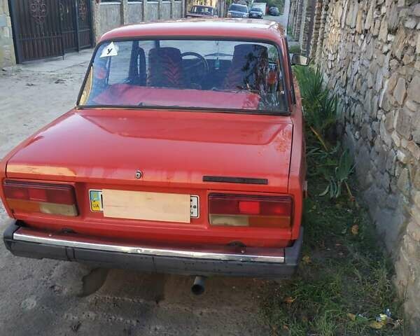 Красный ВАЗ 2107, объемом двигателя 1.5 л и пробегом 177 тыс. км за 700 $, фото 3 на Automoto.ua