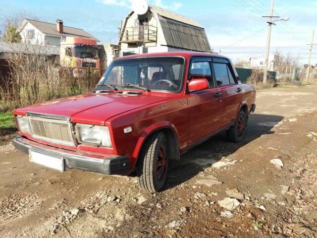 Красный ВАЗ 2107, объемом двигателя 0 л и пробегом 160 тыс. км за 1700 $, фото 3 на Automoto.ua