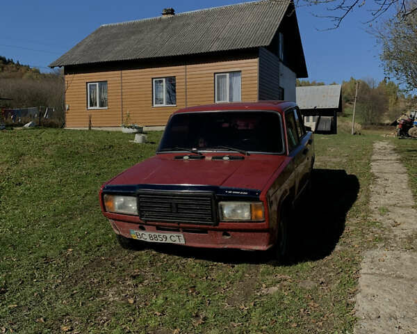 Красный ВАЗ 2107, объемом двигателя 1.5 л и пробегом 200 тыс. км за 356 $, фото 3 на Automoto.ua