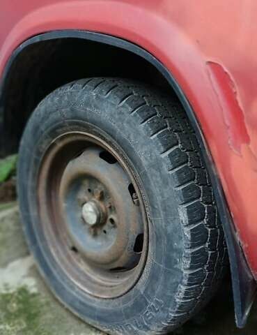 Красный ВАЗ 2107, объемом двигателя 1.3 л и пробегом 970 тыс. км за 312 $, фото 1 на Automoto.ua